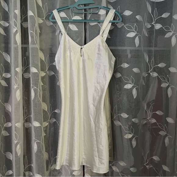 Night Set - Picture 2 of 7